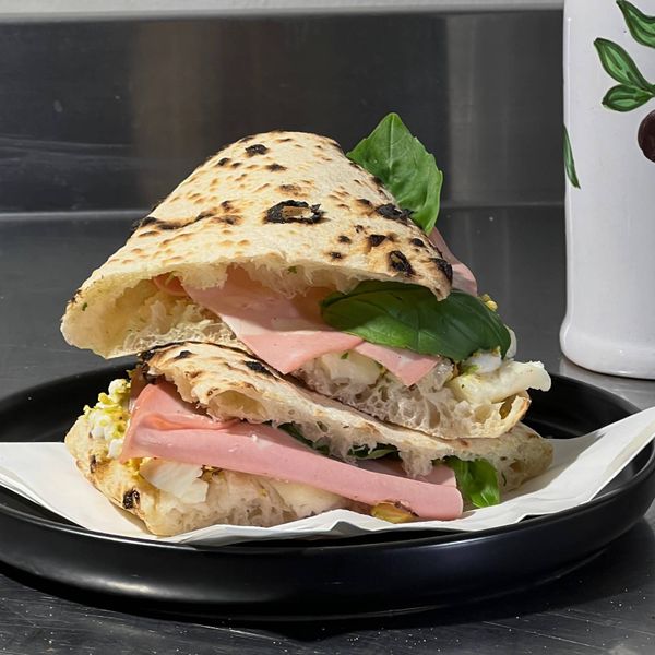 Panuozzo (Sandwich) Mortadella e Pistacchio
